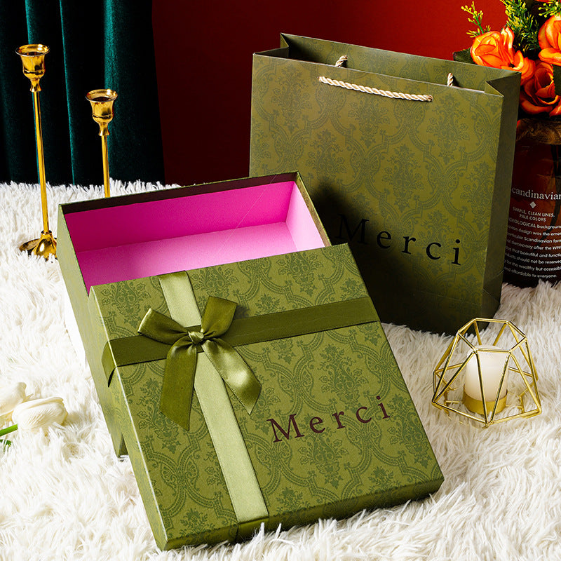 Wholesale Custom Logo Luxury Paper Gift Box Packaging with Ribbon Premium Gift Box