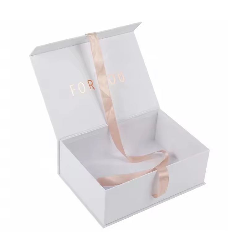 Custom Logo Printed Paper Packaging Boxes for Shoes, Cosmetics & Postal Cardboard Gift Boxes